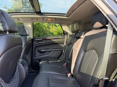 Used 2014 Cadillac SRX Luxury w/ Driver Awareness Package FWD image 12