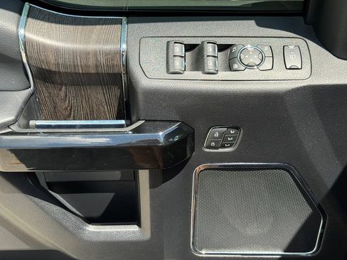 Used 2021 Ford F250 Lariat AWD/4WD image 24