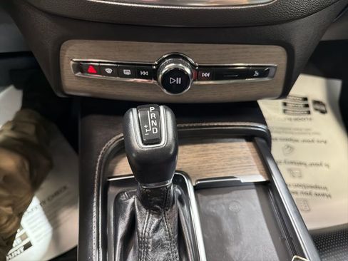 Used 2021 Volvo XC90 T6 Inscription w/ Advanced Package image 34