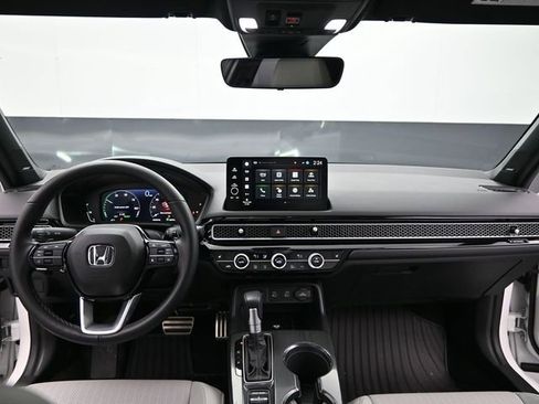 Used 2025 Honda Civic Sport Touring image 14