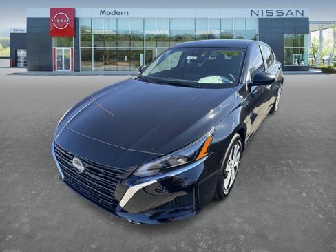 New 2025 Nissan Altima 2.5 S image 7