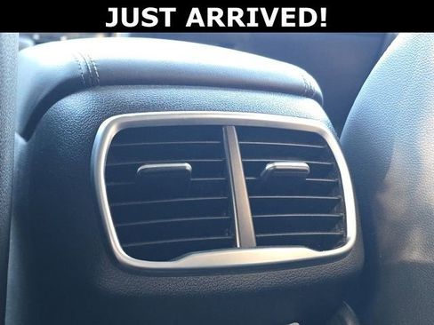 Used 2019 Hyundai Santa Fe FWD image 11