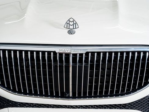 Used 2021 Mercedes-Benz Maybach GLS 600 Maybach GLS 600 image 16