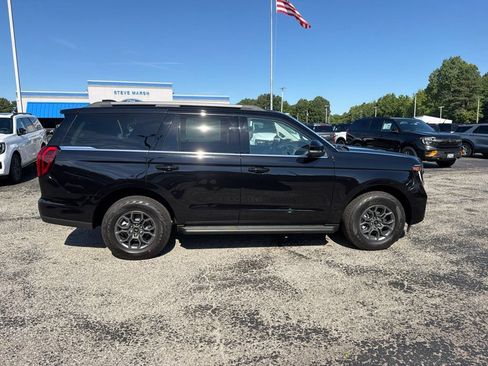 New 2026 Ford Expedition Active RWD image 2