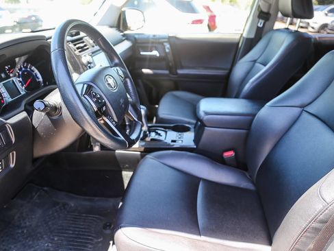 Used 2019 Toyota 4Runner TRD Off-Road Premium w/ Wilderness Package AWD/4WD image 5