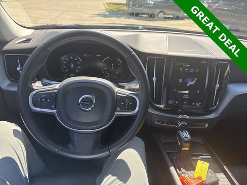Used 2019 Volvo XC60 T6 Momentum w/ Multimedia Package AWD/4WD image 20