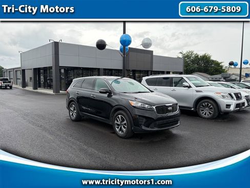 Used 2020 Kia Sorento FWD V6 image 1