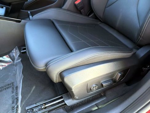 Used 2025 BMW X2 xDrive28i AWD/4WD image 17