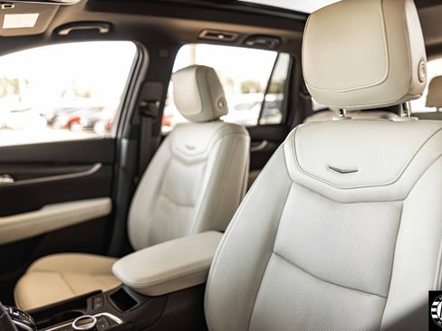 Used 2020 Cadillac XT6 Sport image 19