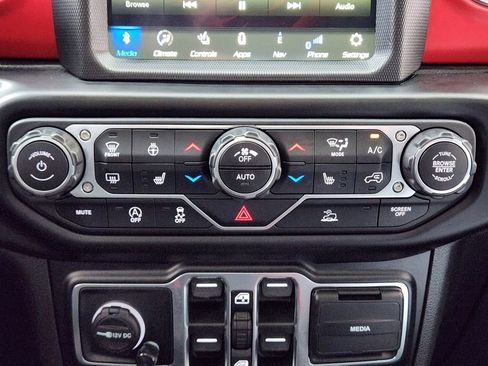 Used 2022 Jeep Gladiator Rubicon w/ LED Lighting Group image 19