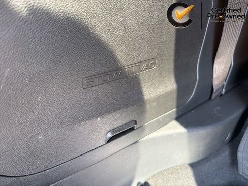 Used 2024 Chrysler Pacifica Pinnacle w/ Trailer Tow Group FWD image 23