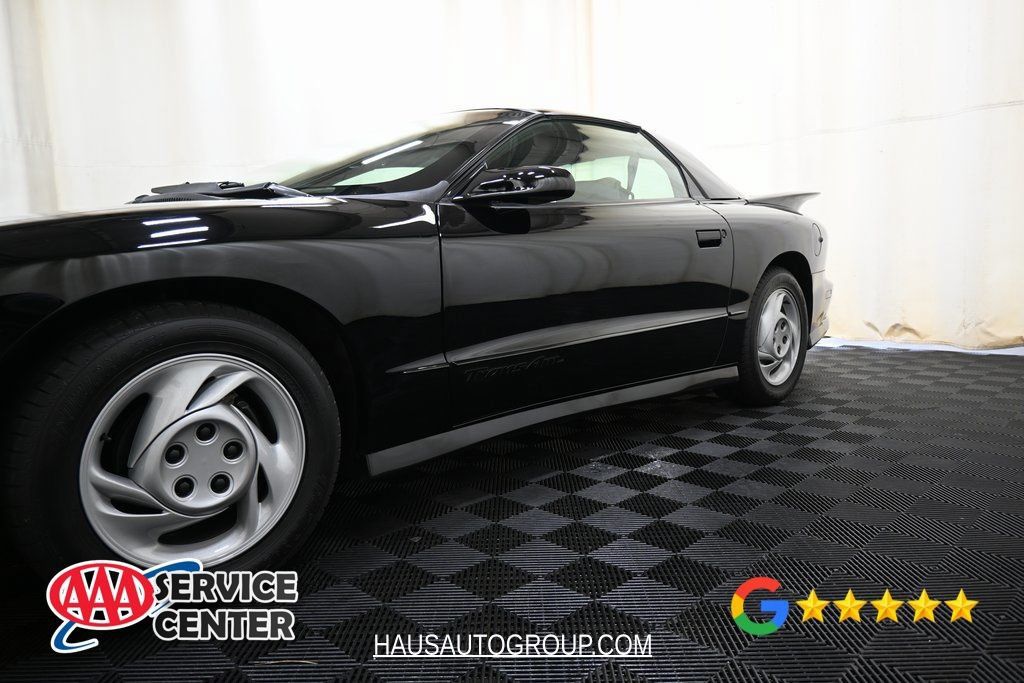 Used 1994 Pontiac Firebird Trans Am RWD image 12