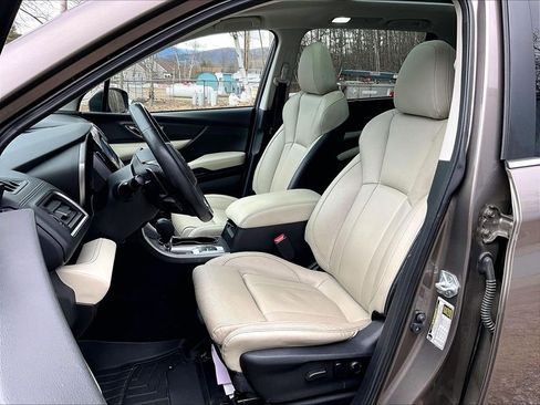 Used 2021 Subaru Ascent Limited w/ Technology Package image 10