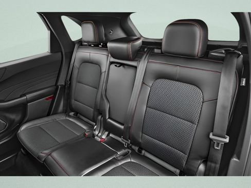 Used 2023 Ford Escape ST-Line image 15