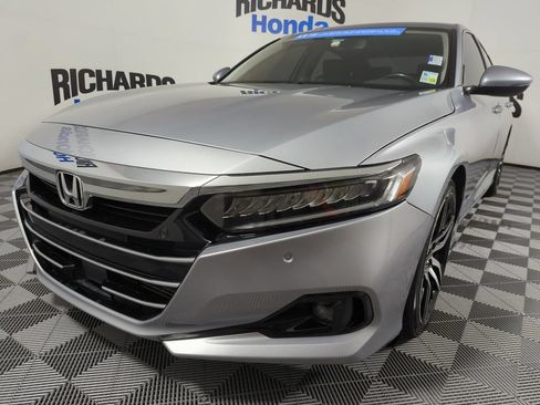 Used 2021 Honda Accord Touring image 1