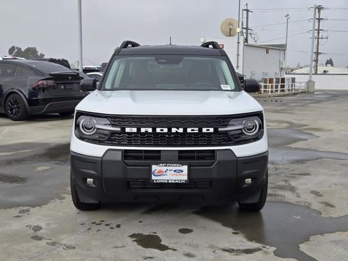 New 2025 Ford Bronco Sport Outer Banks image 3