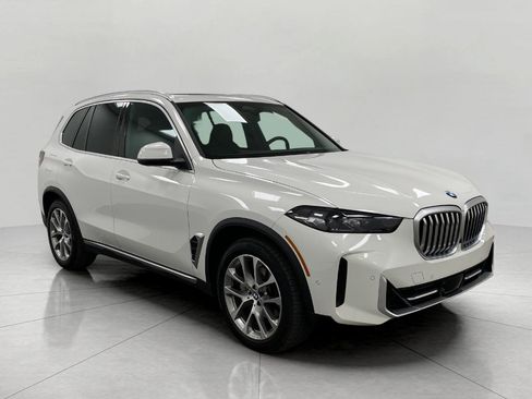 Certified 2024 BMW X5 xDrive40i image 1