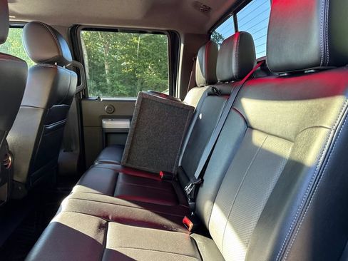 Used 2015 Ford F250 Lariat w/ Lariat Ultimate Package AWD/4WD image 18
