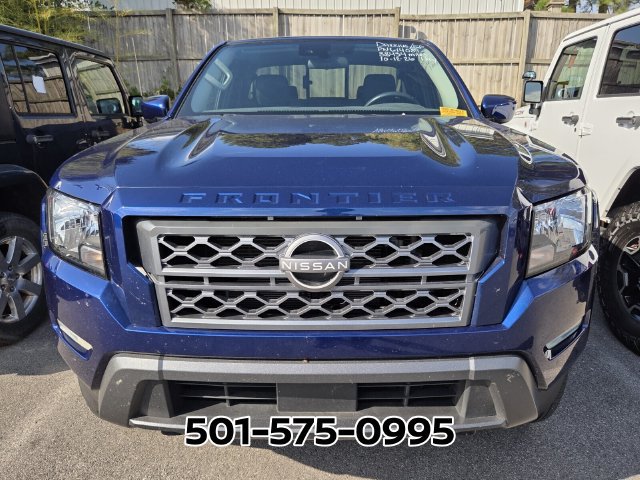 Used 2023 Nissan Frontier SV w/ SV Convenience Package AWD/4WD image 6
