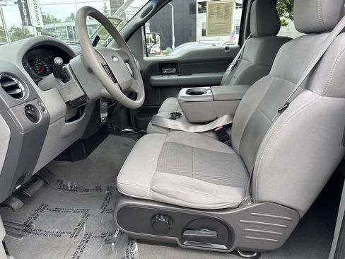 Used 2005 Ford F150 XLT image 8