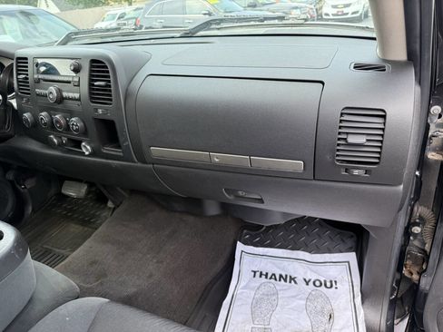 Used 2009 Chevrolet Silverado 1500 LT image 16