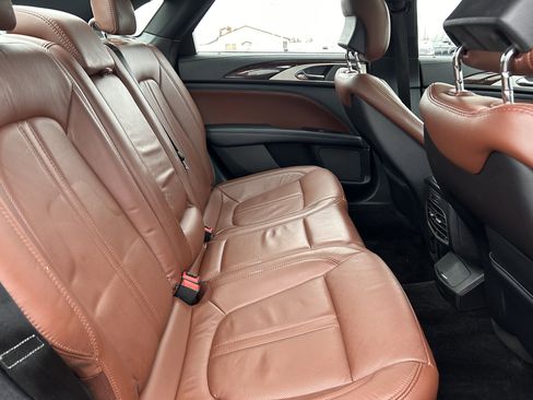 Used 2017 Lincoln MKZ Reserve w/ Technology Package image 27