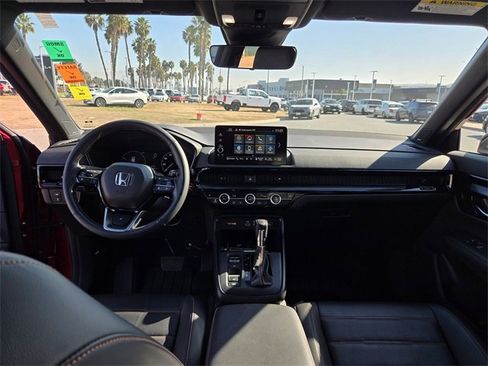 Used 2026 Honda HR-V EX-L image 2