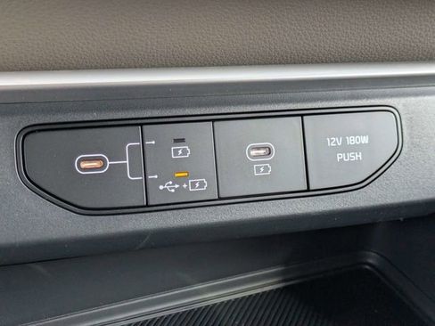 New 2026 Kia Carnival LXS FWD image 22