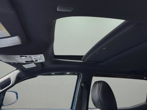 Used 2020 Toyota Tacoma TRD Sport image 13