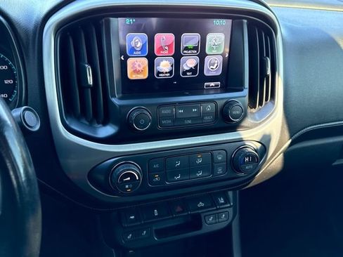 Used 2017 GMC Canyon SLT w/ Driver Alert Package image 20