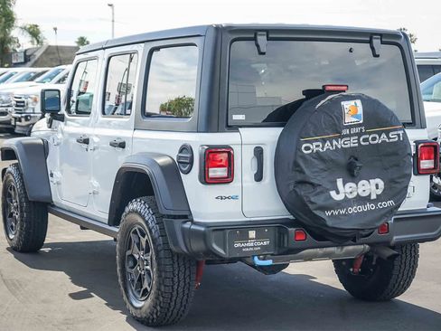 Used 2023 Jeep Wrangler Unlimited w/ Convenience Group image 6