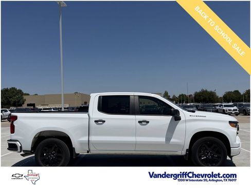 Used 2023 Chevrolet Silverado 1500 Custom RWD image 3