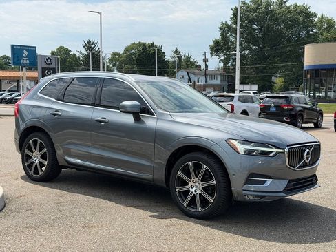 Used 2019 Volvo XC60 T5 Inscription w/ Protection Package AWD/4WD image 5