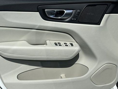 New 2024 Volvo XC60 T8 Ultimate w/ Protection Package Premier image 16