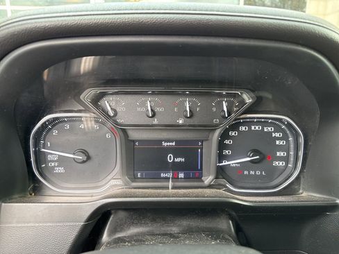 Used 2019 GMC Sierra 1500 SLE image 6