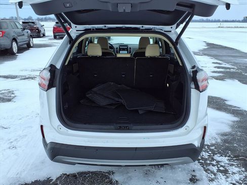 Used 2024 Ford Edge SEL w/ Convenience Package image 7