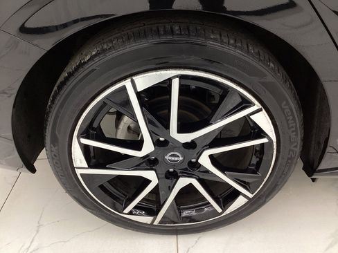 Used 2025 Nissan Sentra SR image 45