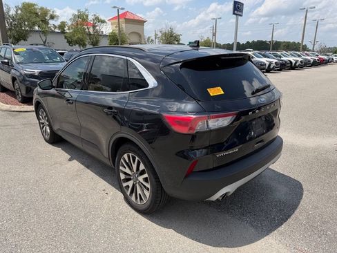 Used 2020 Ford Escape Titanium FWD image 7