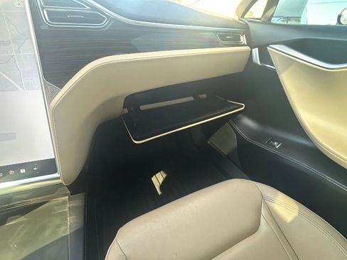 Used 2016 Tesla Model S 60 image 19