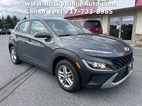 Used 2023 Hyundai Kona SE image 9