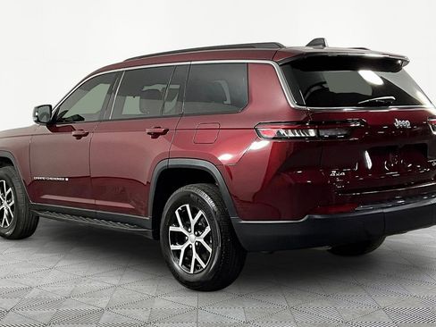 Used 2025 Jeep Grand Cherokee L Limited w/ Trailer Tow Package AWD/4WD image 4