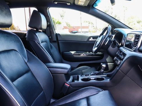 Used 2020 Kia Sportage SX FWD image 23