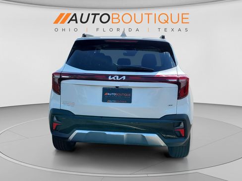 Used 2024 Kia Seltos SX w/ SX Sunroof Package AWD/4WD image 4
