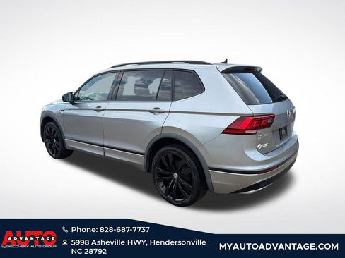 Used 2020 Volkswagen Tiguan SE R-Line AWD/4WD image 5