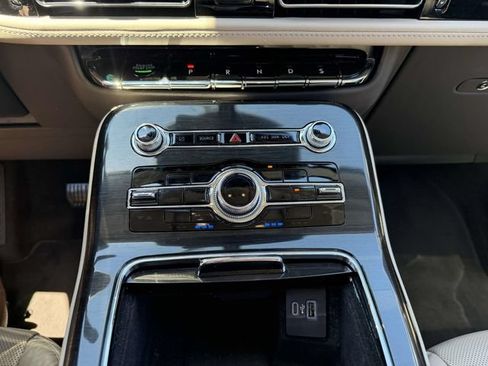 Used 2023 Lincoln Nautilus Reserve w/ Equipment Group 201A AWD/4WD image 22