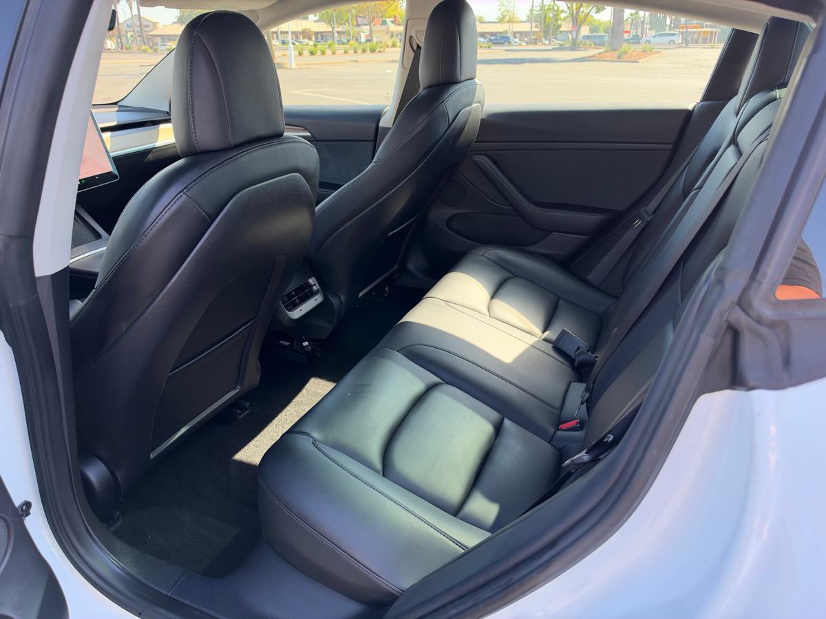 Used 2022 Tesla Model 3 RWD image 25