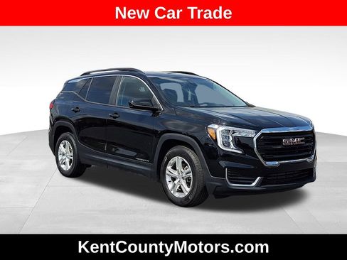 Used 2022 GMC Terrain SLE w/ Driver Convenience Package FWD image 1
