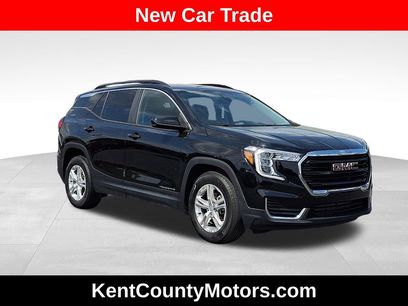 Used 2022 GMC Terrain SLE w/ Driver Convenience Package