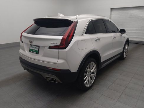 Used 2021 Cadillac XT4 Premium Luxury w/ Cold Weather Package FWD image 9