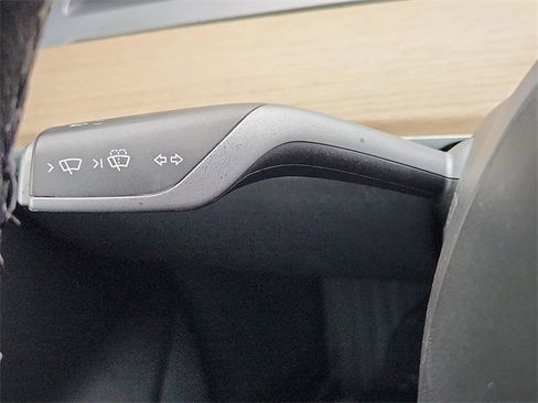 Used 2022 Tesla Model 3 Long Range image 17